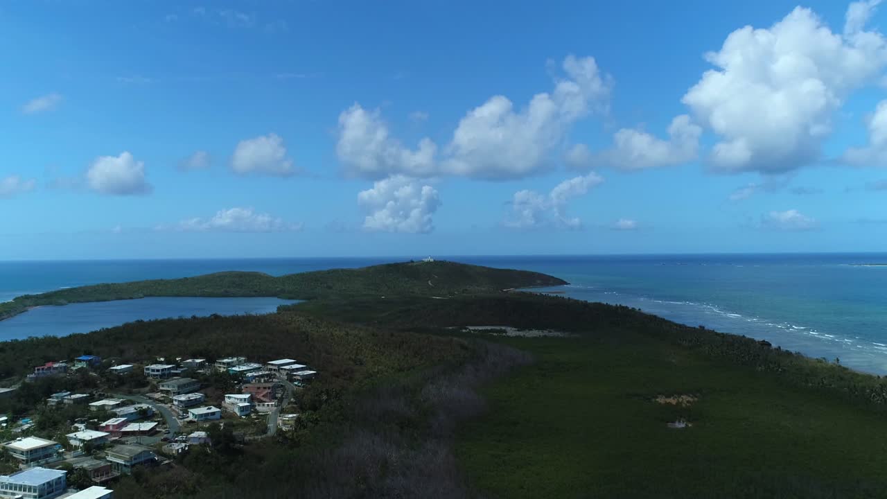 zumbido sobre la reserva de las cabezas de san juan en fajardo puerto rico