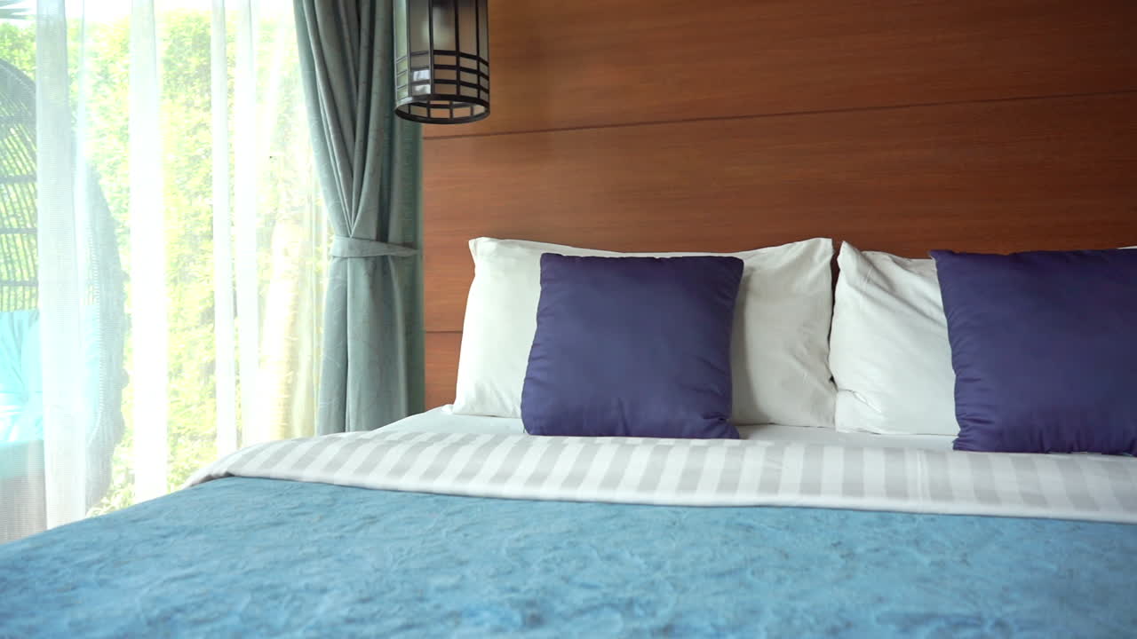 Comfortable and Stylish Bedroom Interior