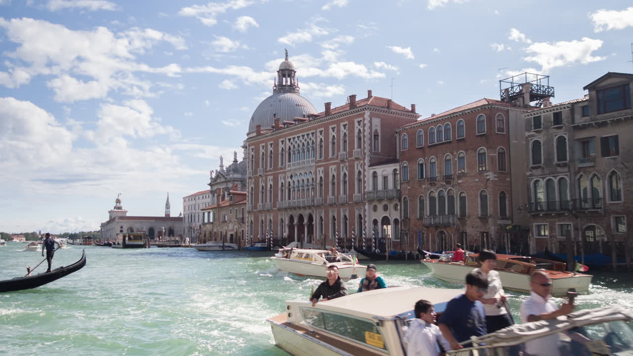 보트 4k 32에서 베니스