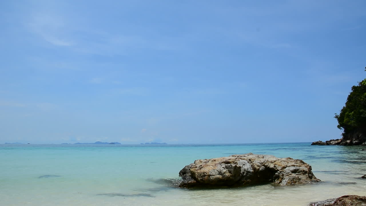 하늘과 열대 해변 바다 바다