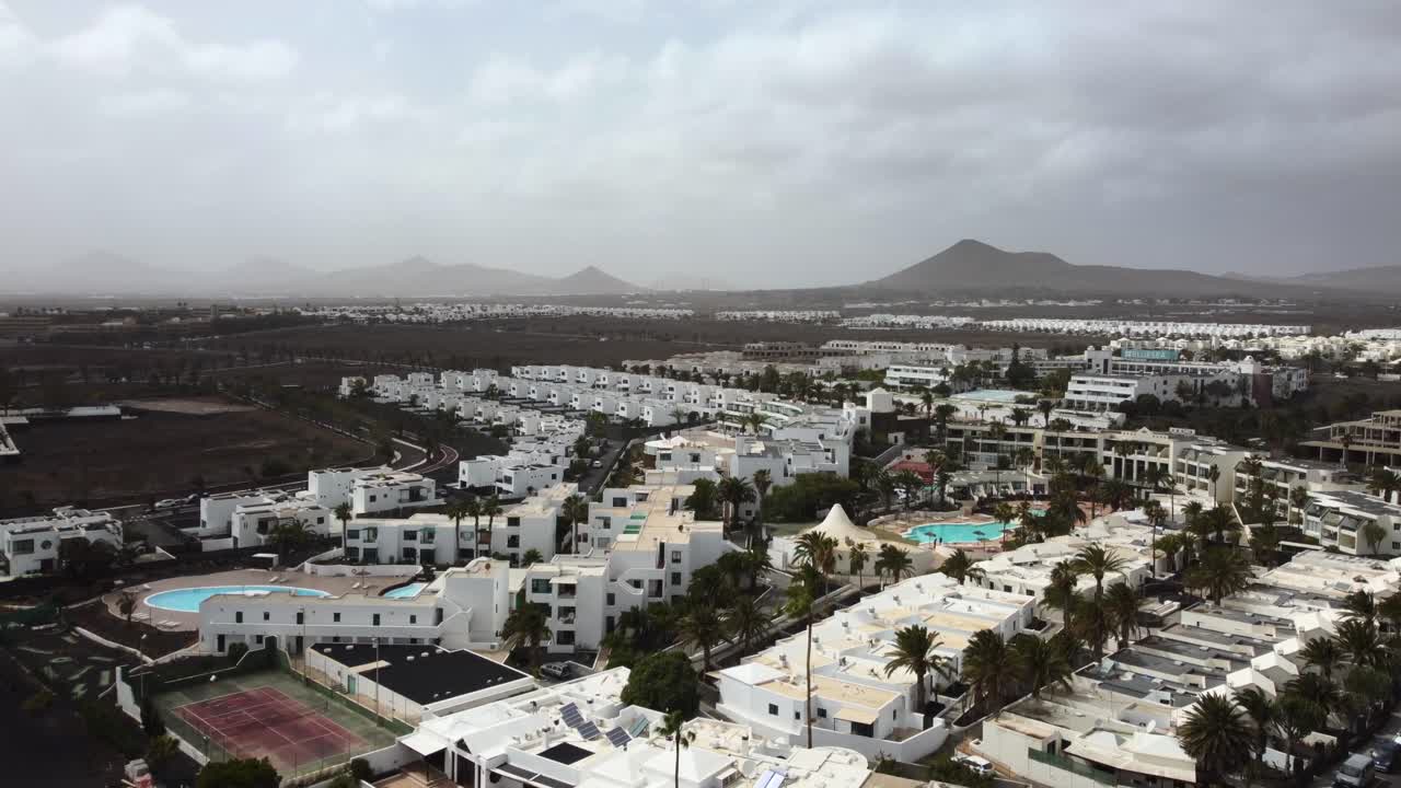 Apartamentos de lujo, complejos turísticos y hoteles en Lanzarote