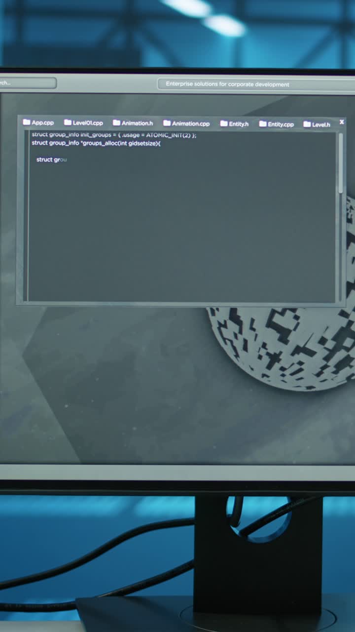 Primo piano di un monitor che mostra codice di programmazione