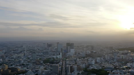 Zeitraffer-Architektur-Gebäude-In-Tokio-City-Japan