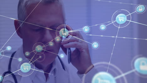 animación de la red de conexiones a través de un médico caucásico hablando en un teléfono inteligente