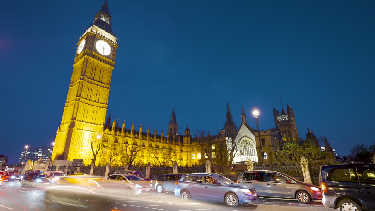 Big Ben and Houses of Parliament at Night