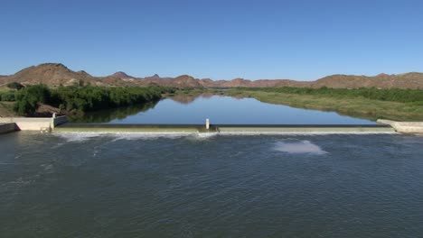 A-Weir-on-the-Orange-river,-South-Africa