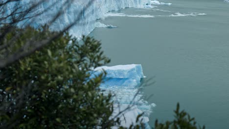 Footage-in-The-Perito-Moreno-Glacier,-the-most-iconic-glacier-in-the-world