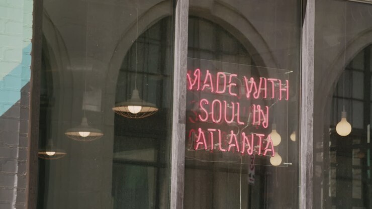 Insegna al neon rosa - Made with Soul in Atlanta