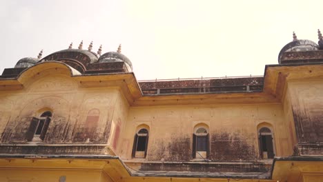 pan wide shot of nahargarh fort madhavendra bhavan in jaipur rajsthan india
