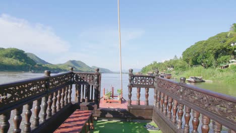 river cruise views