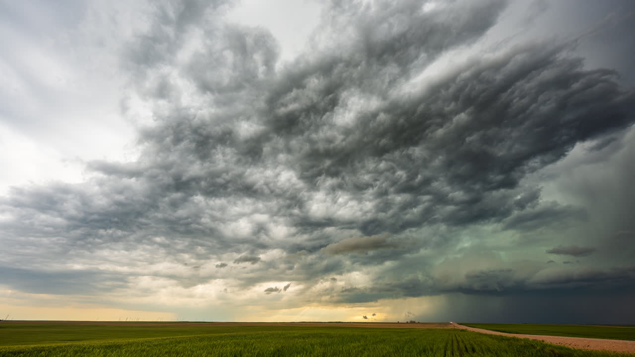 Textured cloud movement time lapse color and sky contrast