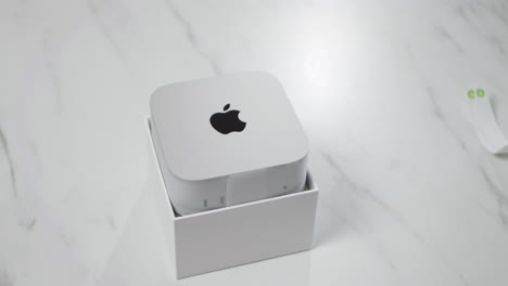 new apple mac mini (2024). latest mac mini model has been downsized to a 5-inch square, featuring the powerful m4 and m4 pro chip for integrated apple intelligence.