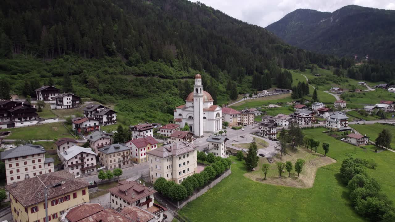 공중 도 parrocchia di san lucano vescovo 역사적인 교회, 돌로미트