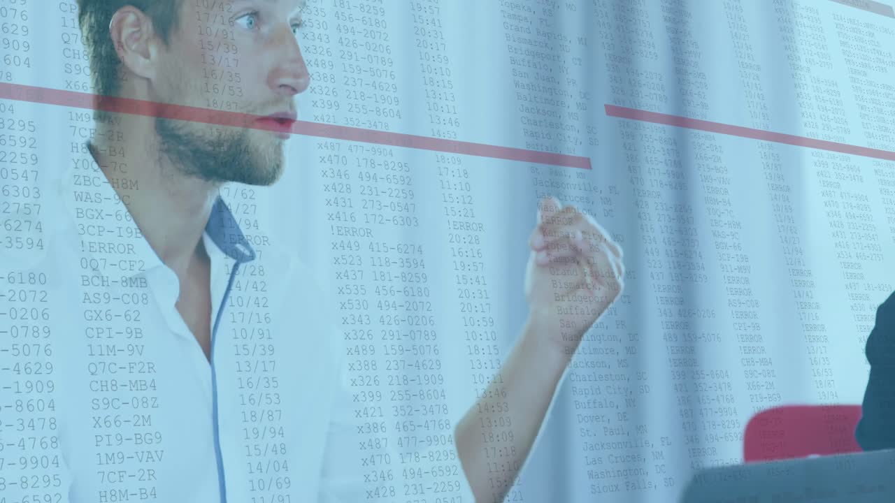 animación del procesamiento de datos sobre el hombre caucásico