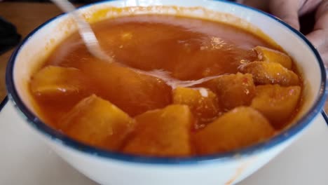 tomato soup with croutons and cheese
