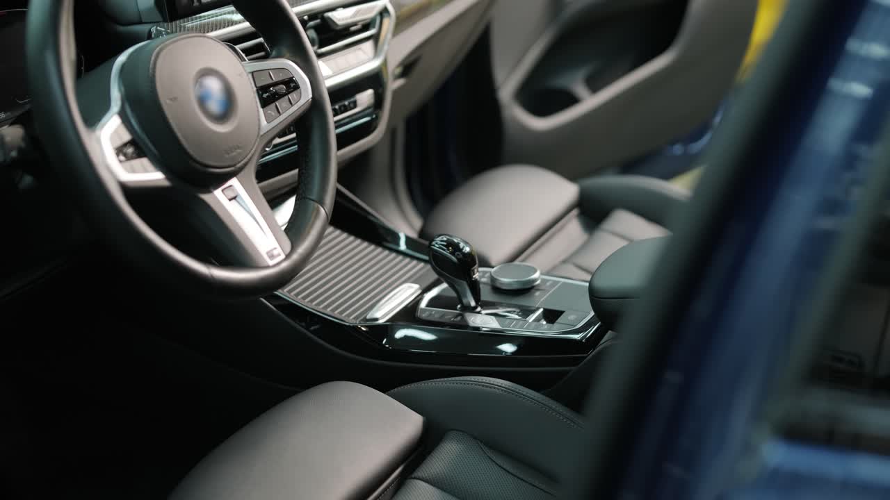 Professional Car Detailing – Washing, Ceramic Coating, and Interior Cleaning