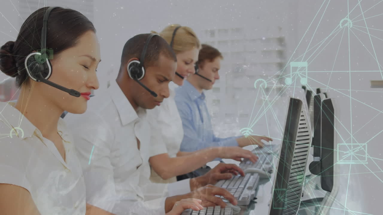 animazione della rete di connessioni con icone su persone d'affari che utilizzano cuffie telefoniche
