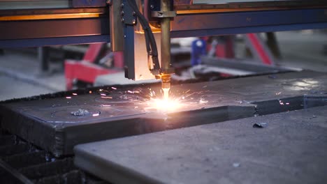 plasma cutting of metal sheet