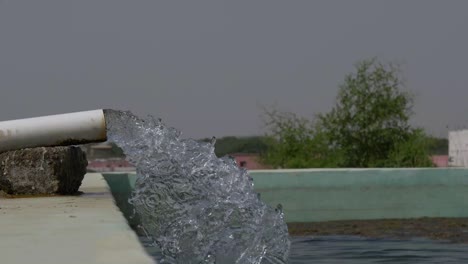 Tubería-De-Bombeo-De-Agua-Para-Agricultura-De-Riego