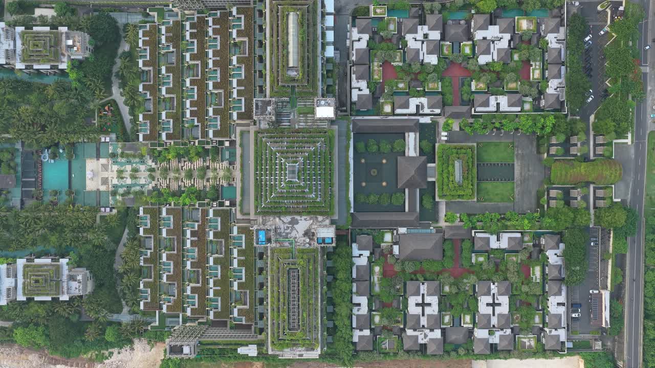 バリ島のヌサドゥアにある高級リゾートの真上からの空撮