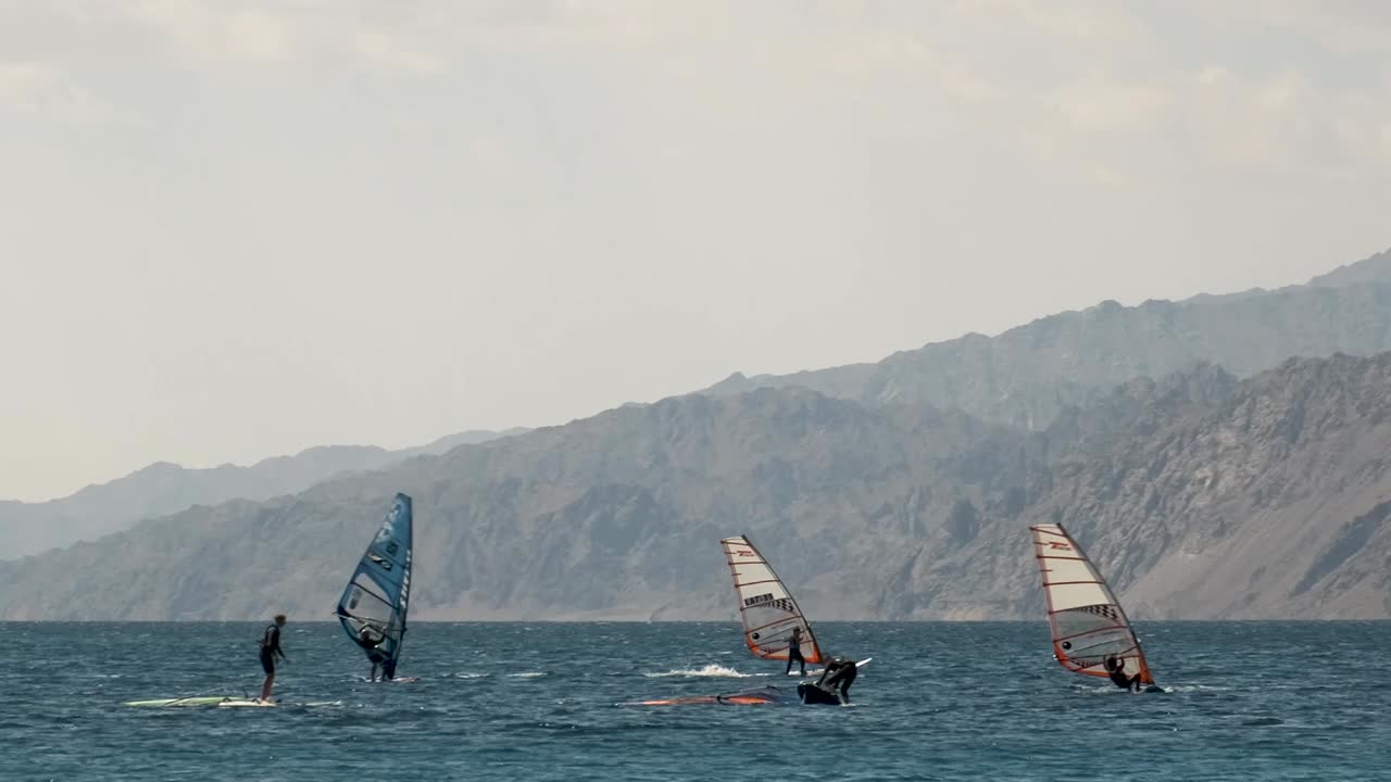 다합 이집트의 아름다운 맑은 물