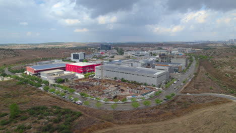 zona comercial e industrial de modiin maccabim reut - uno de los centros de negocios más impresionantes que se pueden encontrar en israel, se convierte en centros nacionales de atracción para las principales empresas