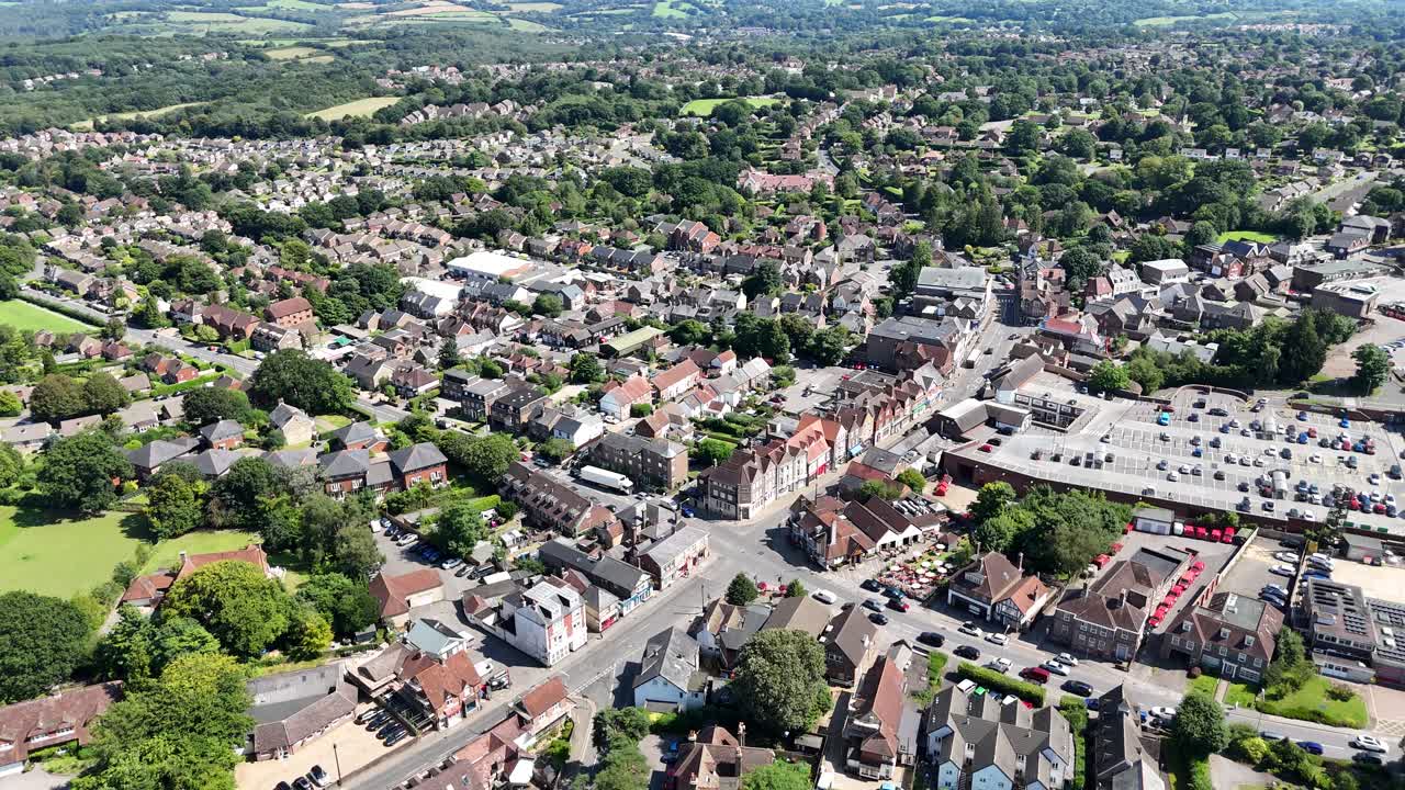retiro del avión no tripulado reverso aéreo revela la ciudad de crowborough en kent reino unido