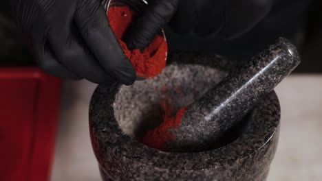 preparación de polvo de chile rojo
