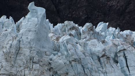 Zooming-on-Margerie-Glacier,-Glacier-Bay-National-Park-Alaska