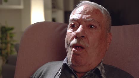 un viejo enfermo.
