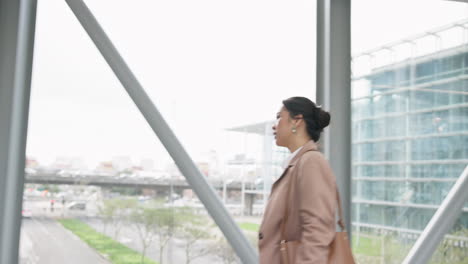 Woman,-walking-and-luggage-in-the-airport