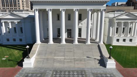 virginia state capitol in richmond, va, showcasing its neoclassical architecture with iconic white columns