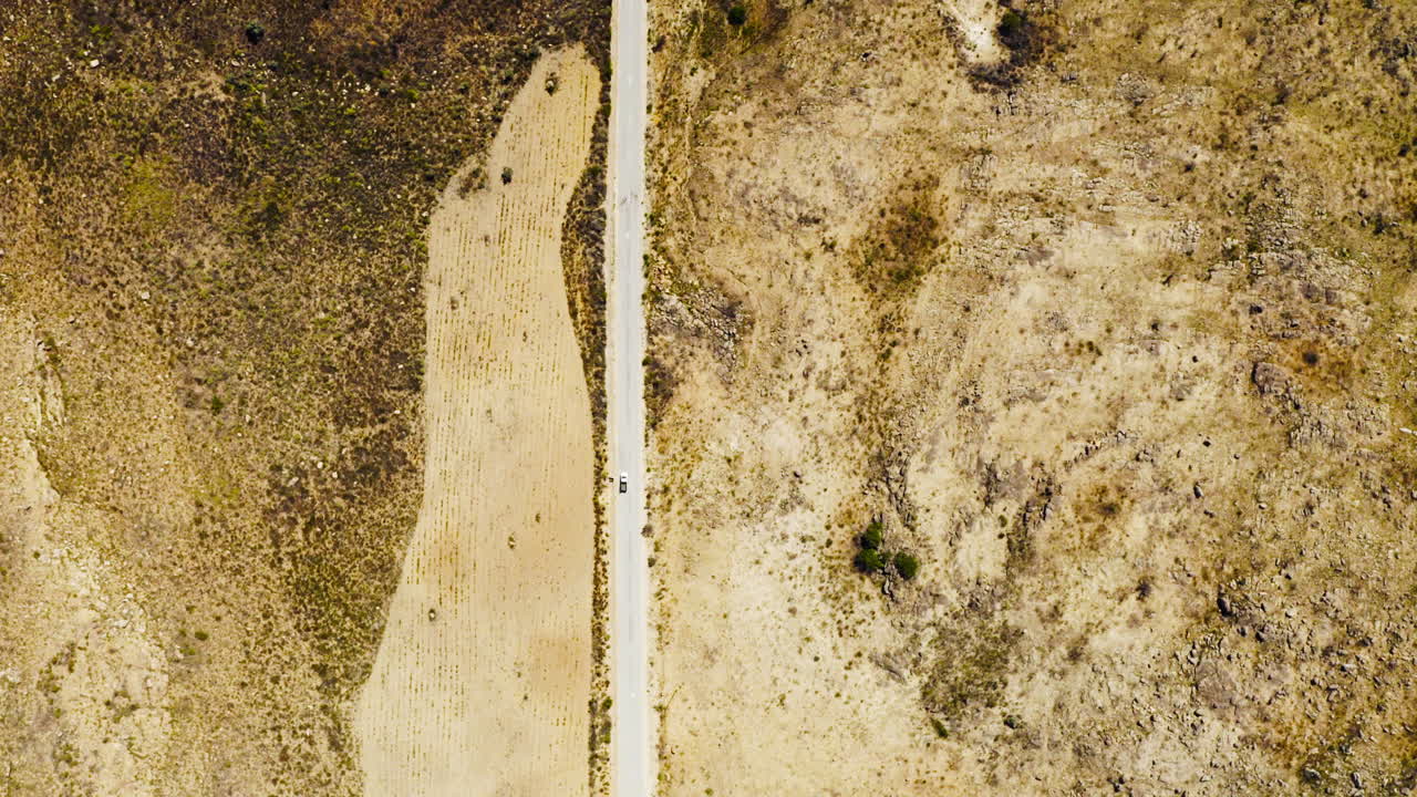 el camino abierto es donde cada camión pertenece.