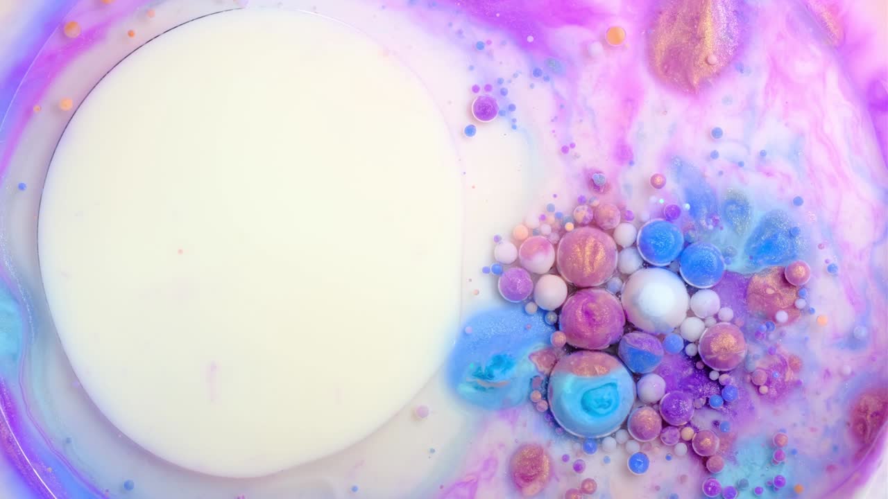 pintura colorida y burbujas fondo abstracto video 4k