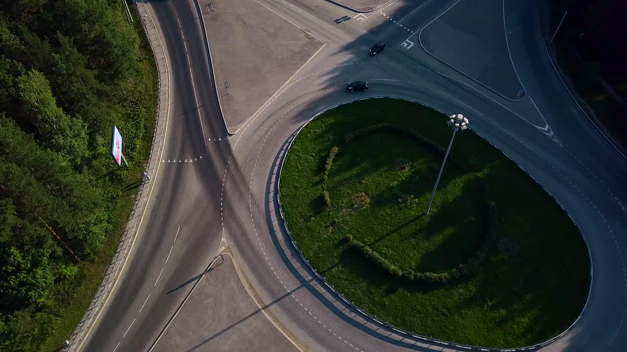 순환 교차로의 공중 사진