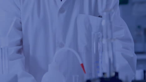 animación de moléculas sobre científico masculino caucásico en el laboratorio