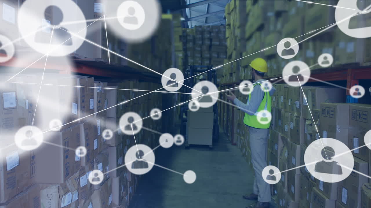 Animazione di una rete di connessioni con icone su un uomo caucasico in un magazzino.