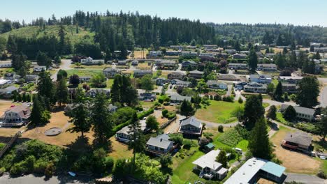 orbiting aerial view of the freeland neighborhoods in washington state