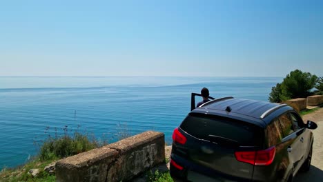 viaje por carretera cerca de la costa de nerja, sur de españa