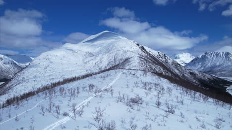 Antenne-Des-Weißen-Schneeberges