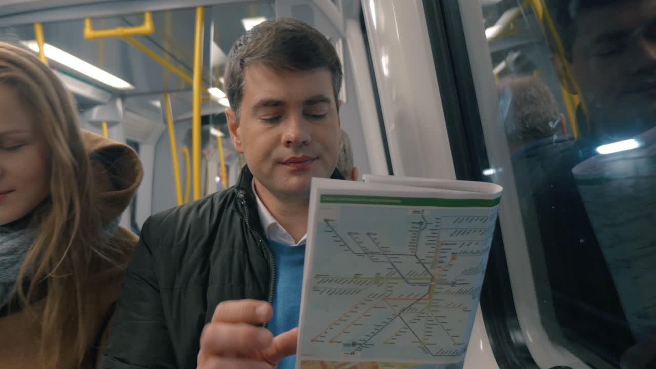 los turistas en estocolmo deciden adónde ir