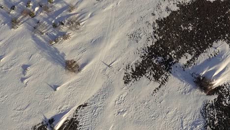 Panorámica-Aérea-De-Cerros-Nevados