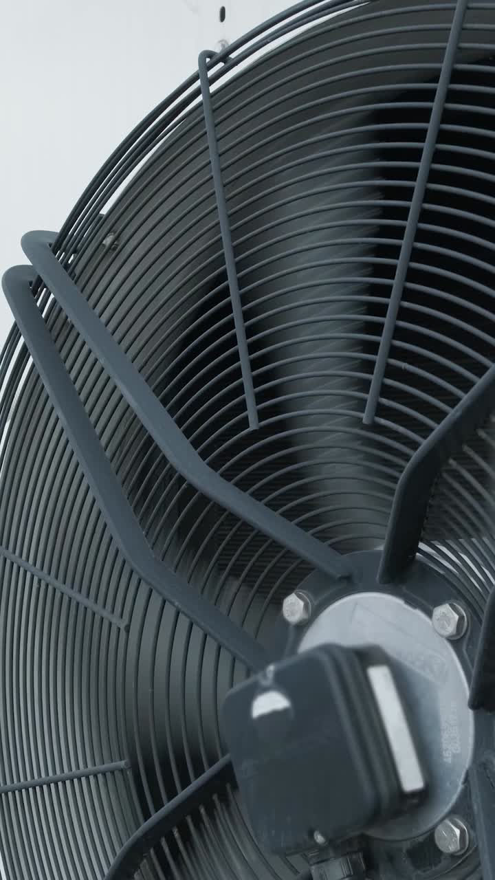 Measuring Air Velocity of an HVAC Fan with an Anemometer
