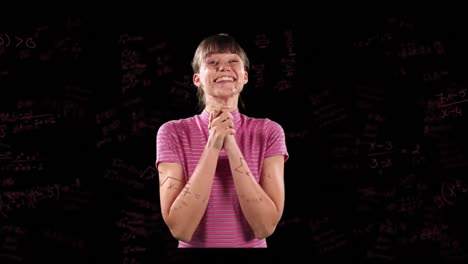 animación de ecuaciones matemáticas sobre mujer feliz