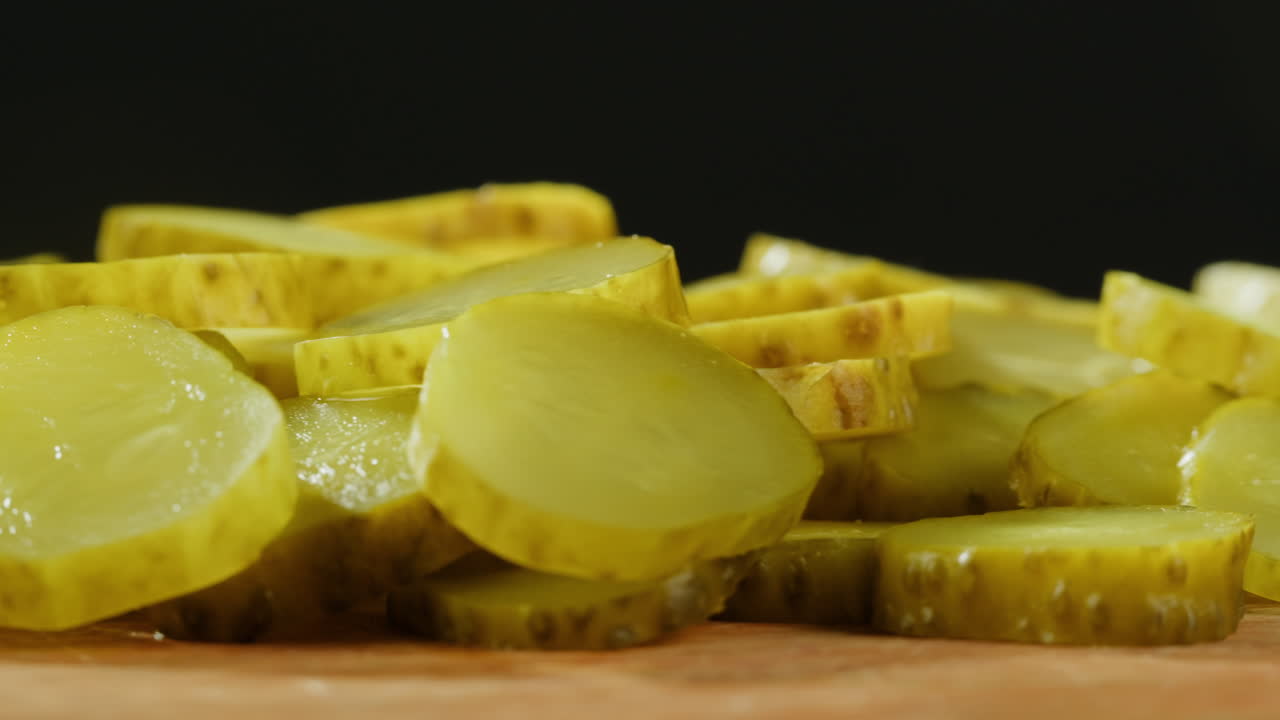 Sliced Pickled Cucumbers