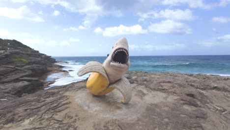 sharnana sculpture by the sea exhibition bondi, nsw australia