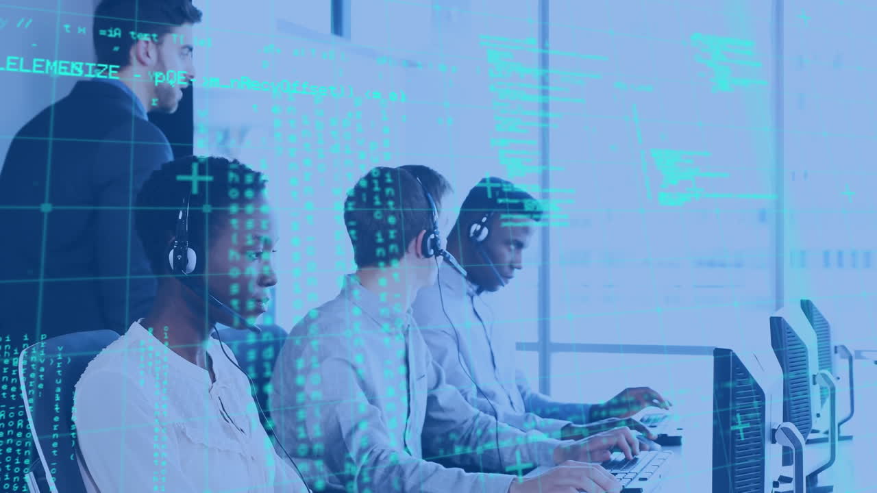 animación del procesamiento de datos sobre diversas personas de negocios que usan auriculares telefónicos