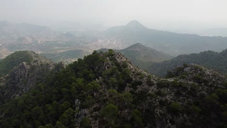 Vista-Aérea-De-Las-Montañas-En-Ricote,-España