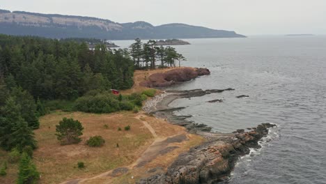 Beautiful-Drone-Aerial-Shot-Around-Natural-Park-in-Vancouver,-Canada