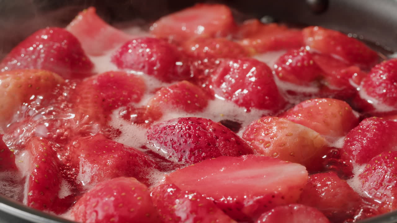 Cooking Strawberries in a Pan